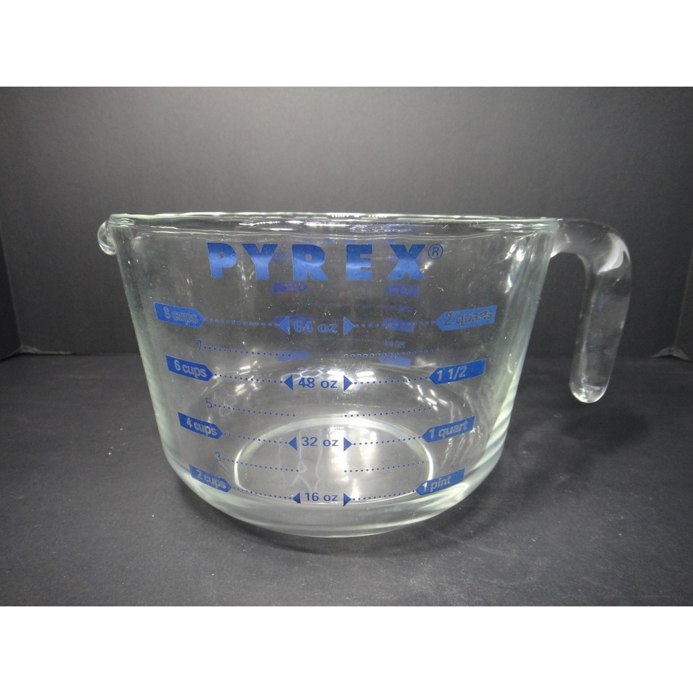 VTG Pyrex 8 Cup 2 Quart Glass Measuring Cup Blue Lettering Made in USA Corning
